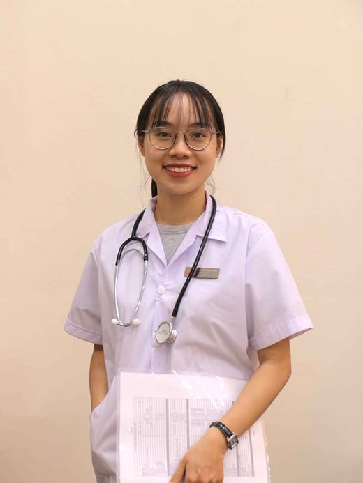 Bác sĩ thú y đa khoa Thiên Trang - Sana Pet Hospital Phú Nhuận